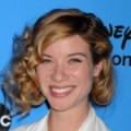 Tessa Ferrer dans Extant