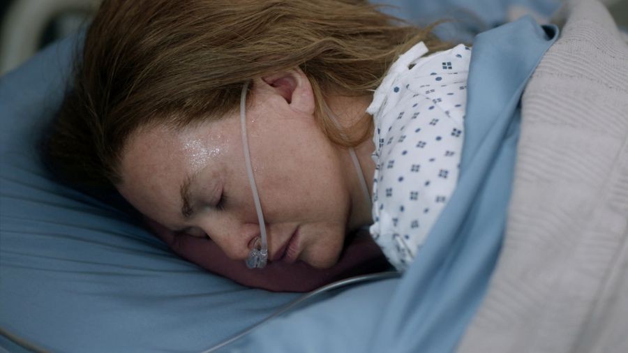 Meredith qui est inconsciente 