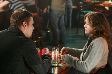 Alex et Meredith au bar