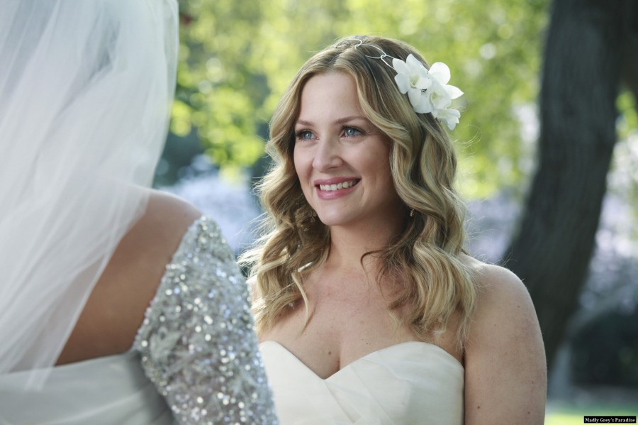 Arizona Robbins (Jessica Capshaw) qui se marie