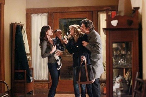 Meredith et Derek qui partent, Lexie fait la nounou avec Zola