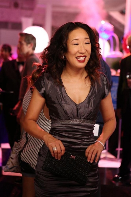 Cristina Yang (Sandra Oh) à la soirée de gala