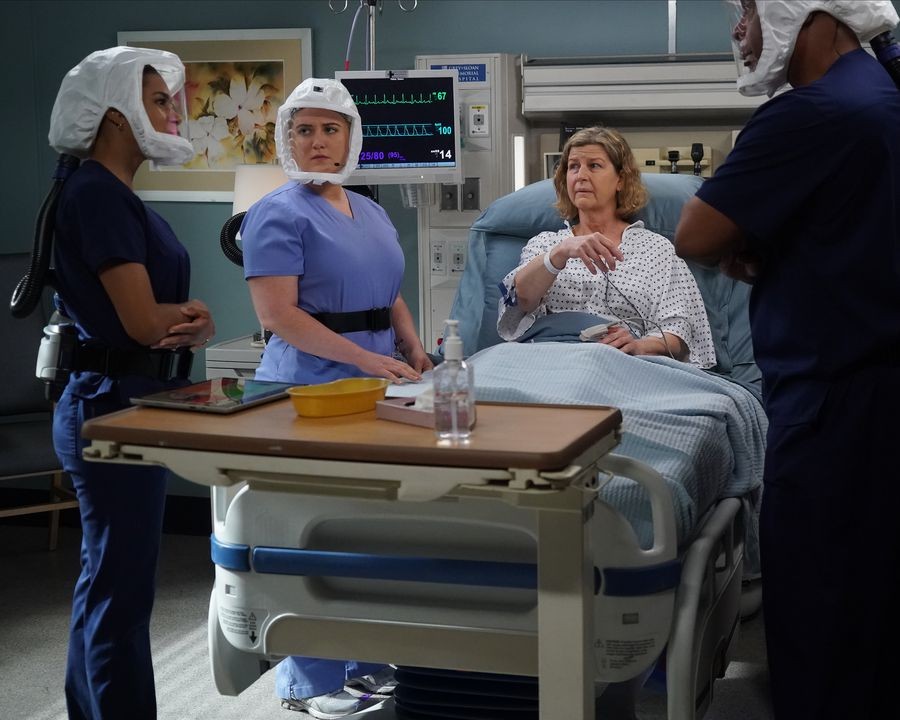 Richard Webber (James Pickens Jr), Maggie Pierce (Kelly McCreary), Taryn Helm, et leur patiente