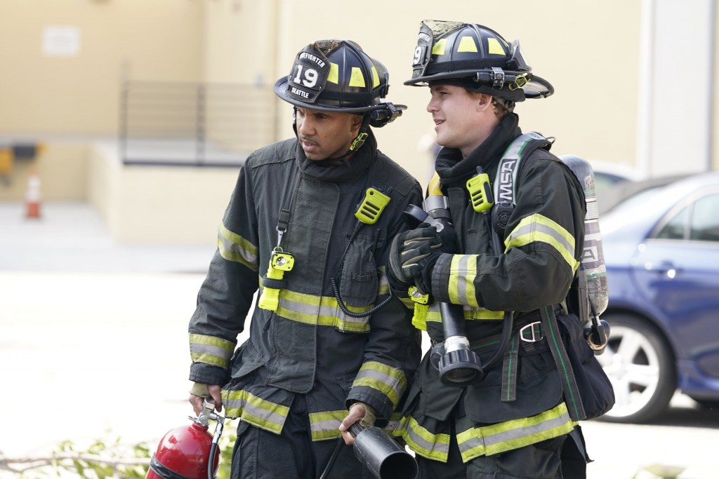 Deux jeunes pompiers