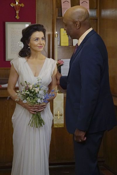 Amelia Shepherd (Caterina Scorsone) et Richard Webber (James Pickens Jr) au mariage