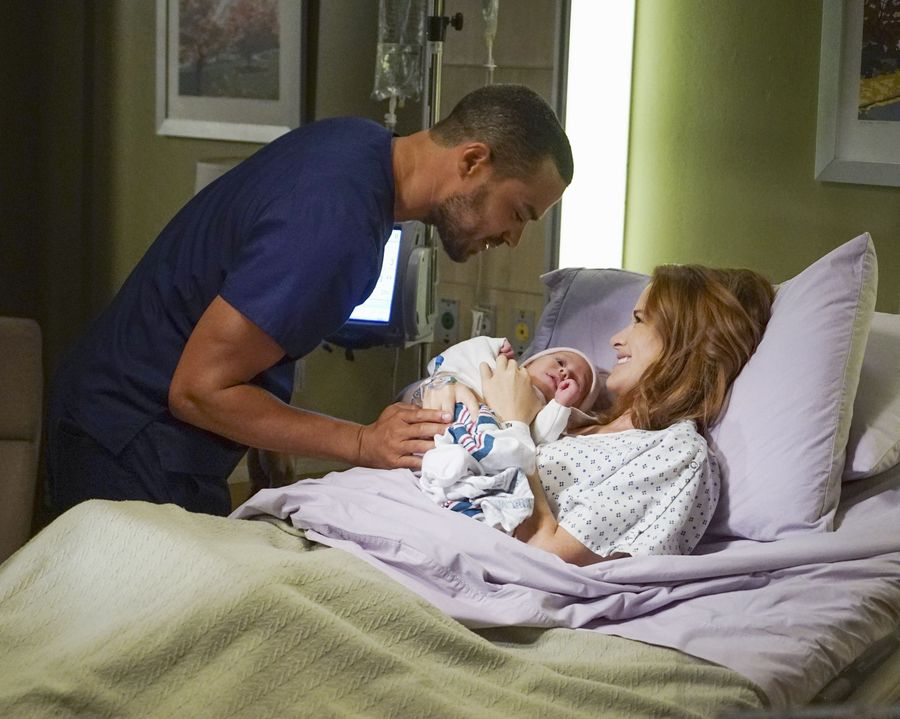 April Kepner (Sarah Drew), Jackson Avery (Jesse Williams) et leur fille