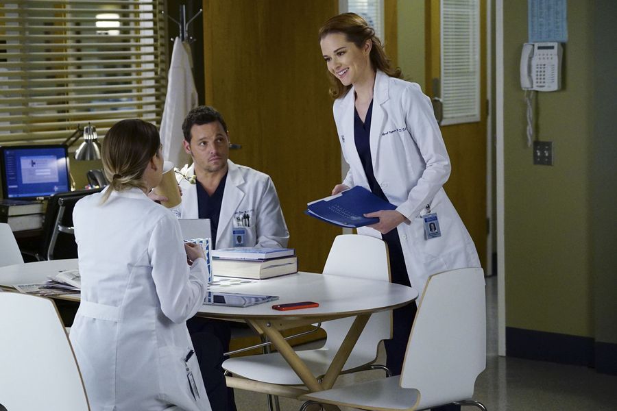 Meredith Grey (Ellen Pompeo), Alex Karev (Justin Chambers) et April Kepner (Sarah Drew)